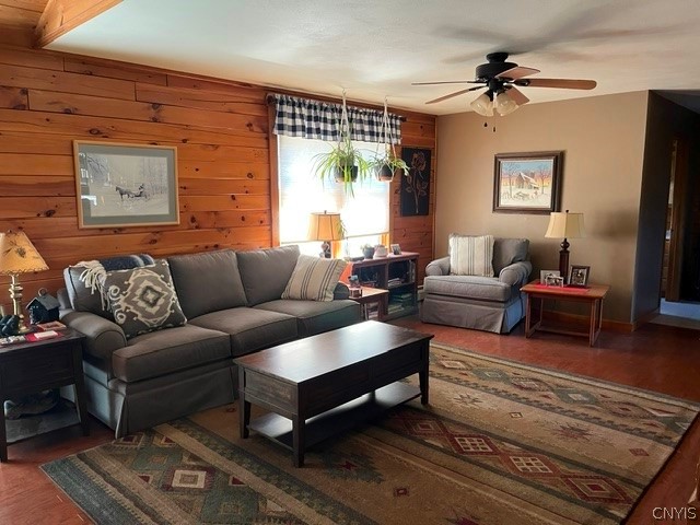 7638 Chappel Road Hamilton, NY 13346 - Photo 10 of 15 Family Room