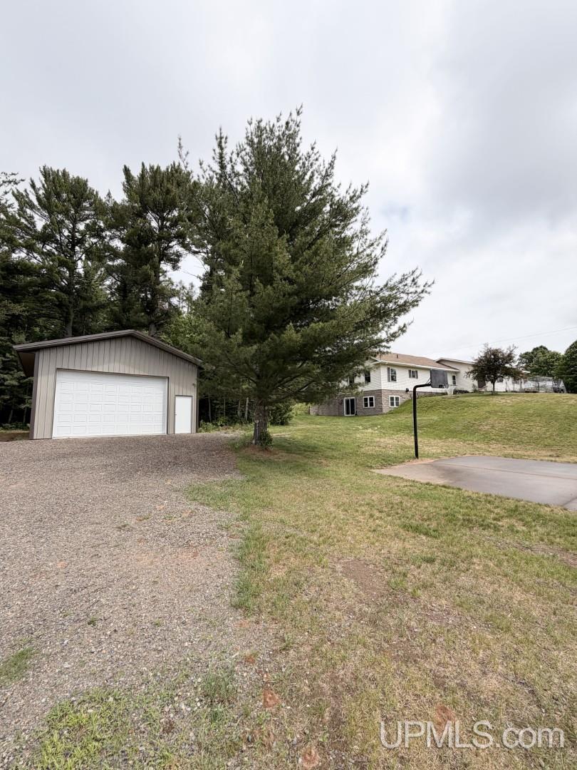 250 Copper Street Ishpeming, MI 49849 - Photo 2 of 42