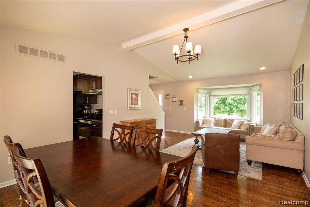 567 Lockport Road Rochester Hills, MI 48307 - Photo 7 of 29
