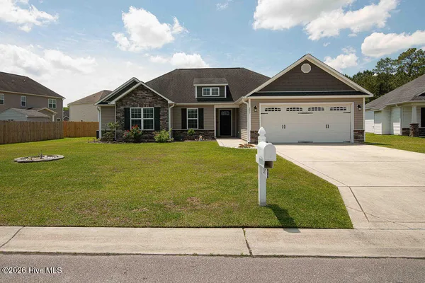 $2,200 | 207 Imperial Lane, Jacksonville, NC 28546