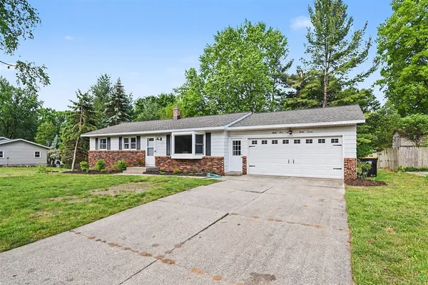 $354,900 | 8137 Hearthway Avenue, Jenison, MI 49428