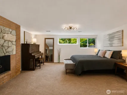 $1,349,000 | 17128 2nd Avenue Southwest, Normandy Park, WA 98166