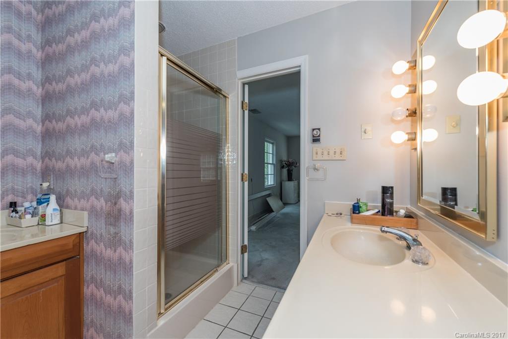 1305 Berkeley Lane Lancaster, SC 29720 - Photo 16 of 24