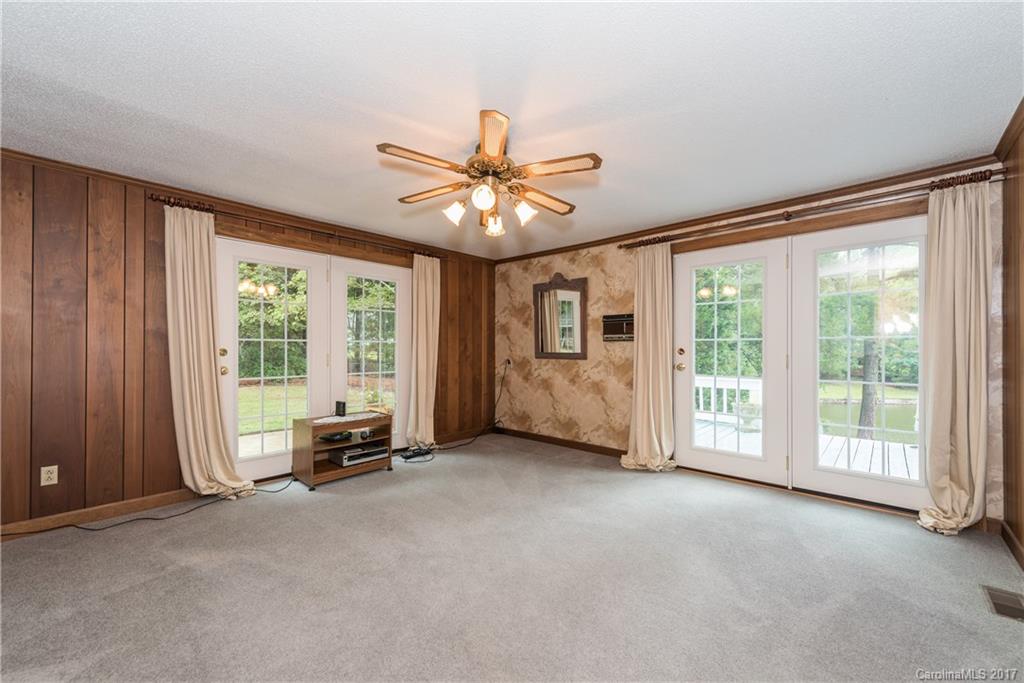 1305 Berkeley Lane Lancaster, SC 29720 - Photo 6 of 24