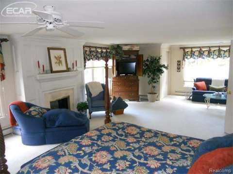 6611 Perryville Road Holly, MI 48442 - Photo 62 of 79 20444463-61.JPG