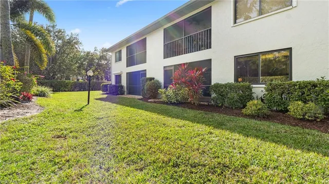 $250,000 | 2904 Kings Lake Boulevard, Unit 2904, Naples, FL 34112