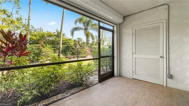 $250,000 | 2904 Kings Lake Boulevard, Unit 2904, Naples, FL 34112