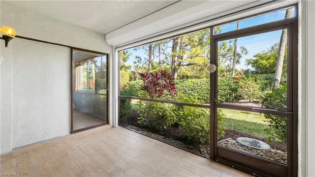 $250,000 | 2904 Kings Lake Boulevard, Unit 2904, Naples, FL 34112