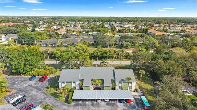 $250,000 | 2904 Kings Lake Boulevard, Unit 2904, Naples, FL 34112