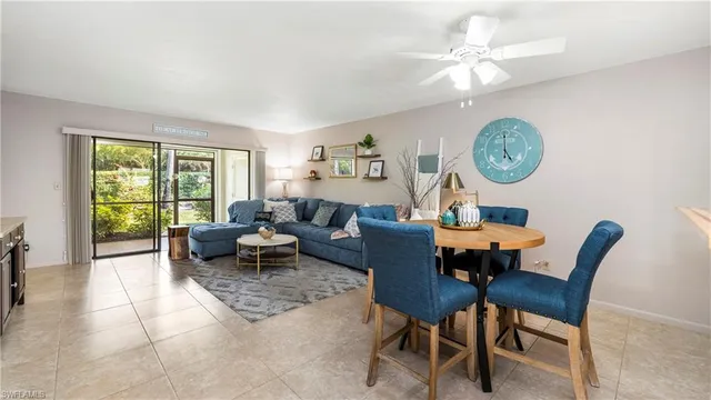 $250,000 | 2904 Kings Lake Boulevard, Unit 2904, Naples, FL 34112