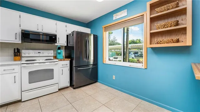 $270,000 | 2904 Kings Lake Boulevard, Unit 2904, Naples, FL 34112