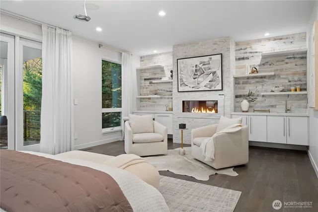 $2,499,999 | 11210 Southeast 74th Street, Newcastle, WA 98056