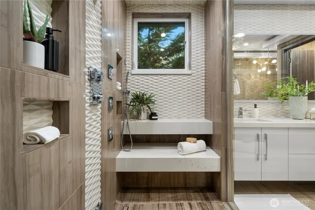 $2,499,999 | 11210 Southeast 74th Street, Newcastle, WA 98056