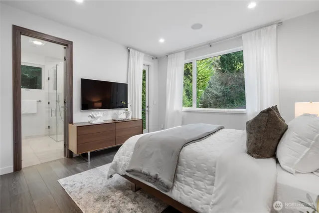 $2,499,999 | 11210 Southeast 74th Street, Newcastle, WA 98056