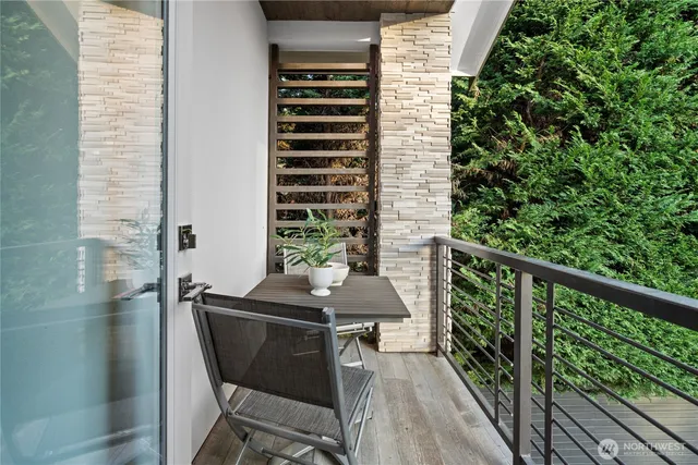 $2,499,999 | 11210 Southeast 74th Street, Newcastle, WA 98056