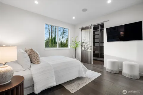 $2,499,999 | 11210 Southeast 74th Street, Newcastle, WA 98056