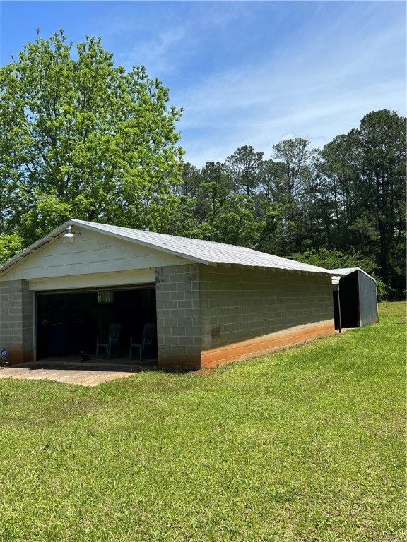 955 Highway 81 Calhoun Falls, SC 29628 - Photo 9 of 13