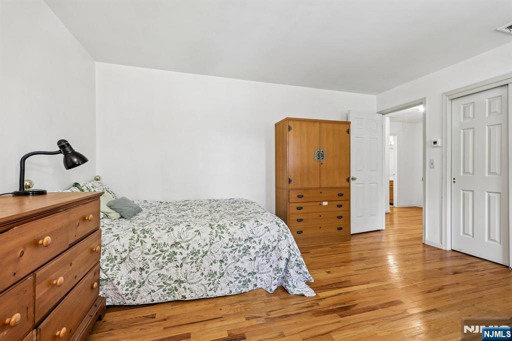 95 Turret Street Park Ridge, NJ 07656 - Photo 37 of 49