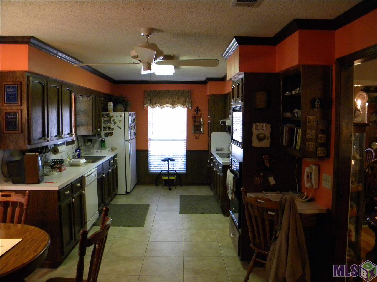14812 Ridgeside Avenue Central, LA 70818 - Photo 4 of 16