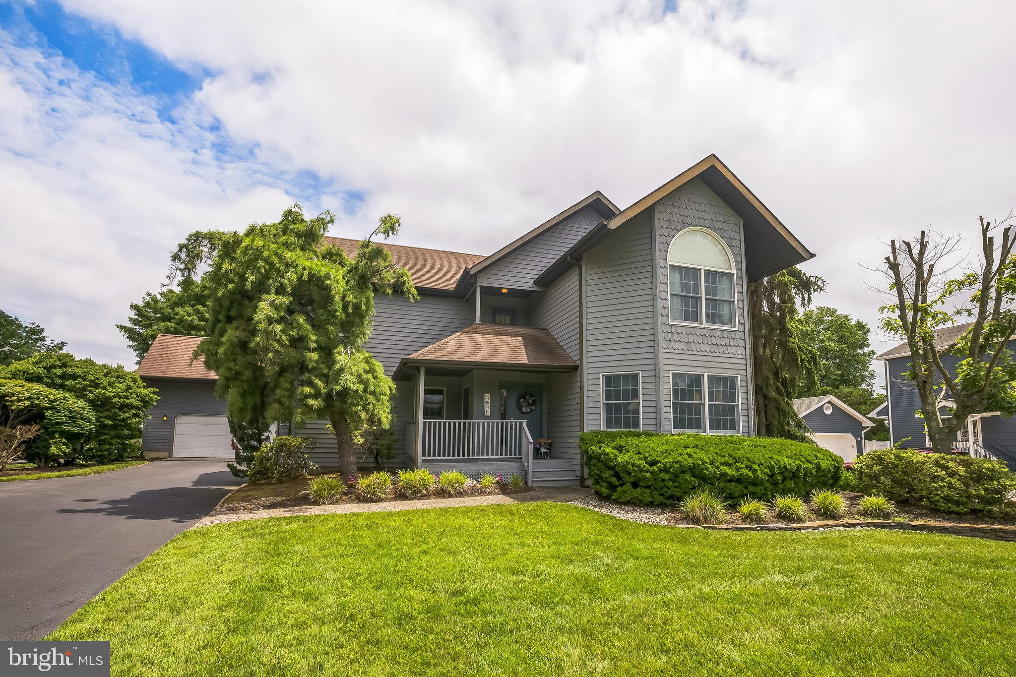 Exterior Front Situated on . 53 Acres View 1