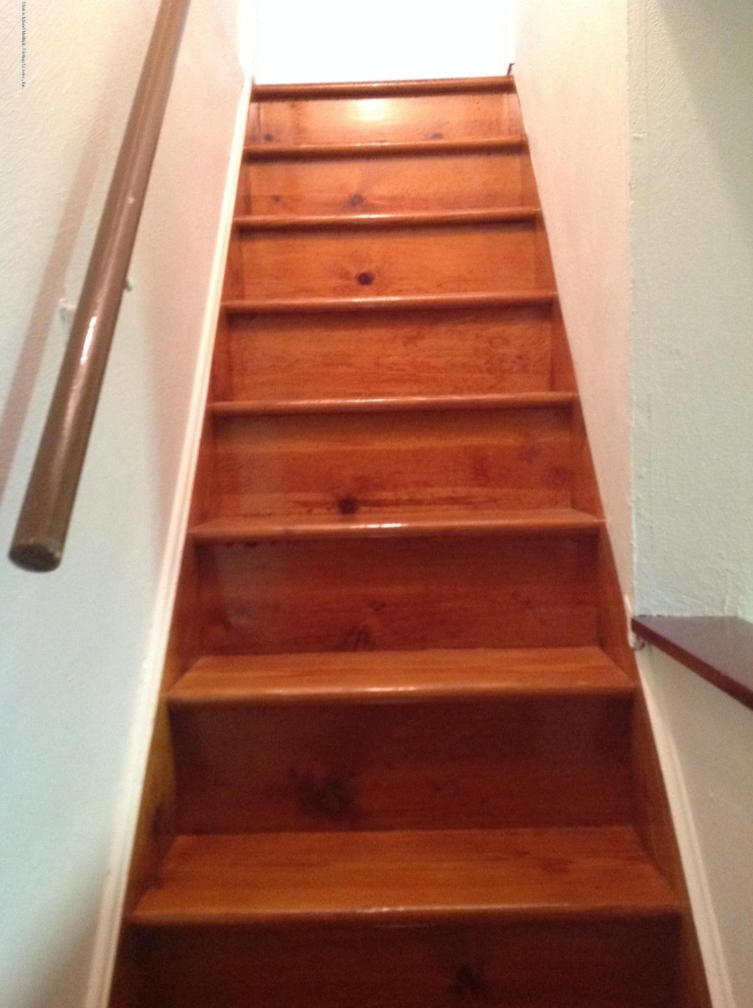 459 Decatur Avenue Staten Island, NY 10314 - Photo 16 of 19 image