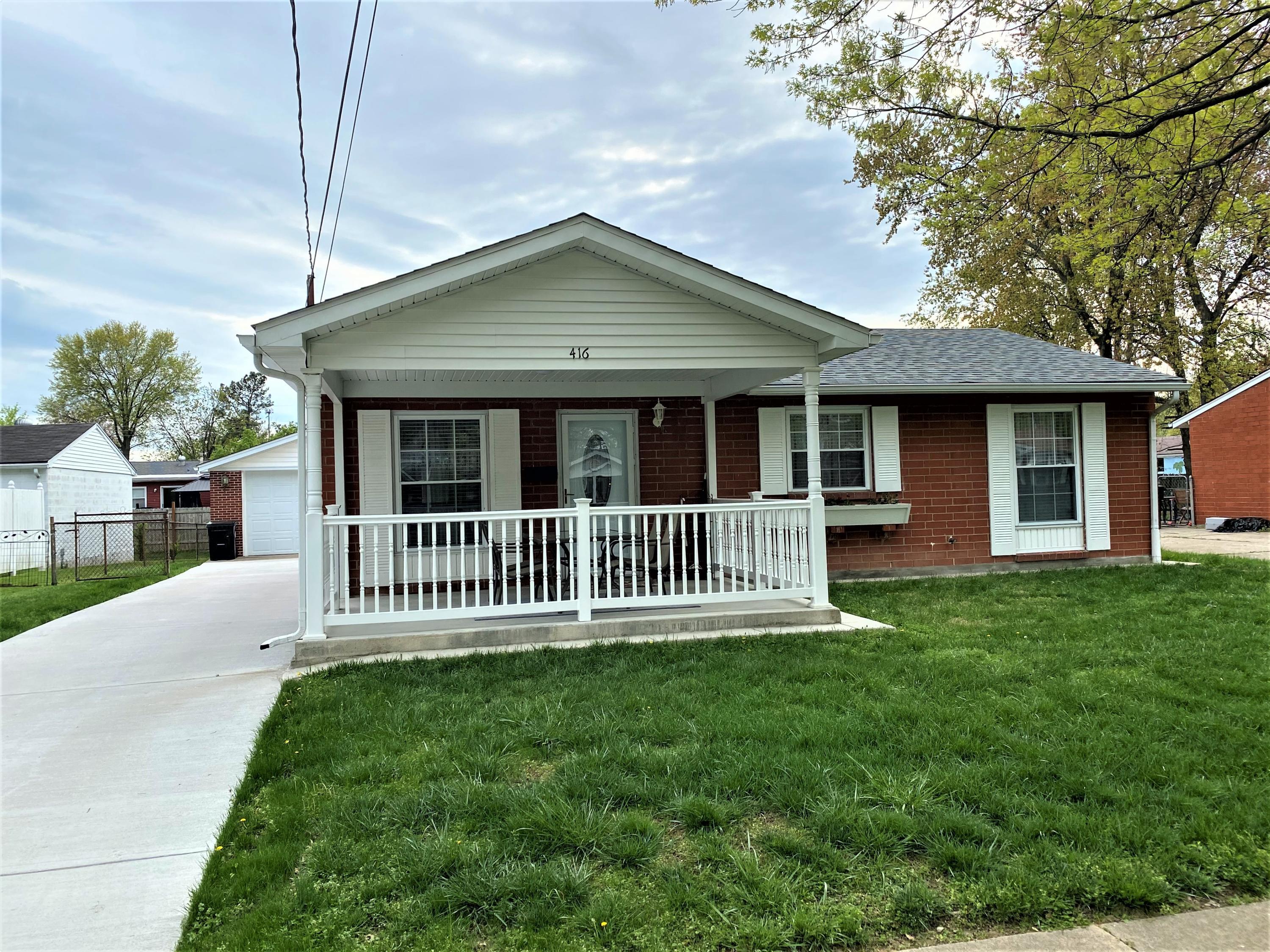 416 Mac Brae Road Louisville, KY 40214 - Photo 1 of 17 Front