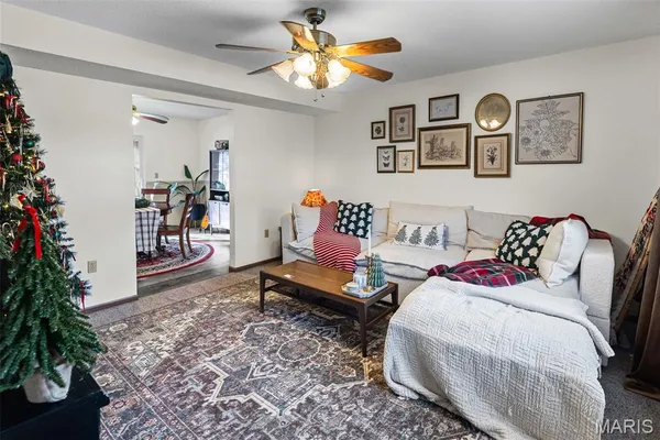 $215,000 | 350 Illinois Avenue, Wood River, IL 62095