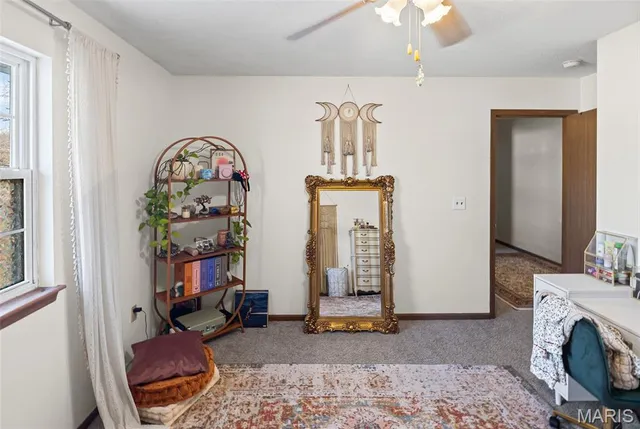 $215,000 | 350 Illinois Avenue, Wood River, IL 62095