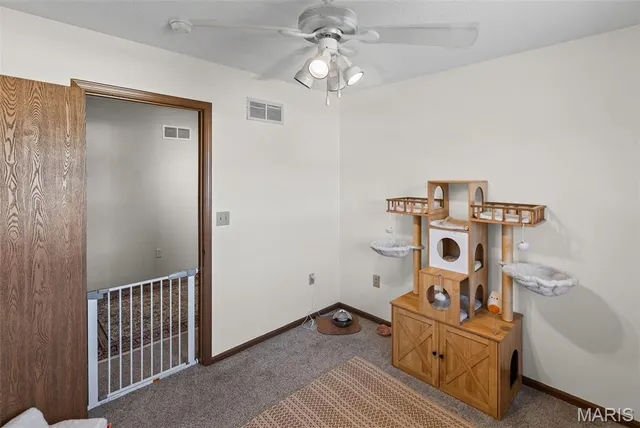 $215,000 | 350 Illinois Avenue, Wood River, IL 62095