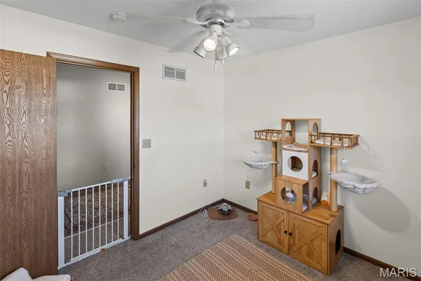 $215,000 | 350 Illinois Avenue, Wood River, IL 62095