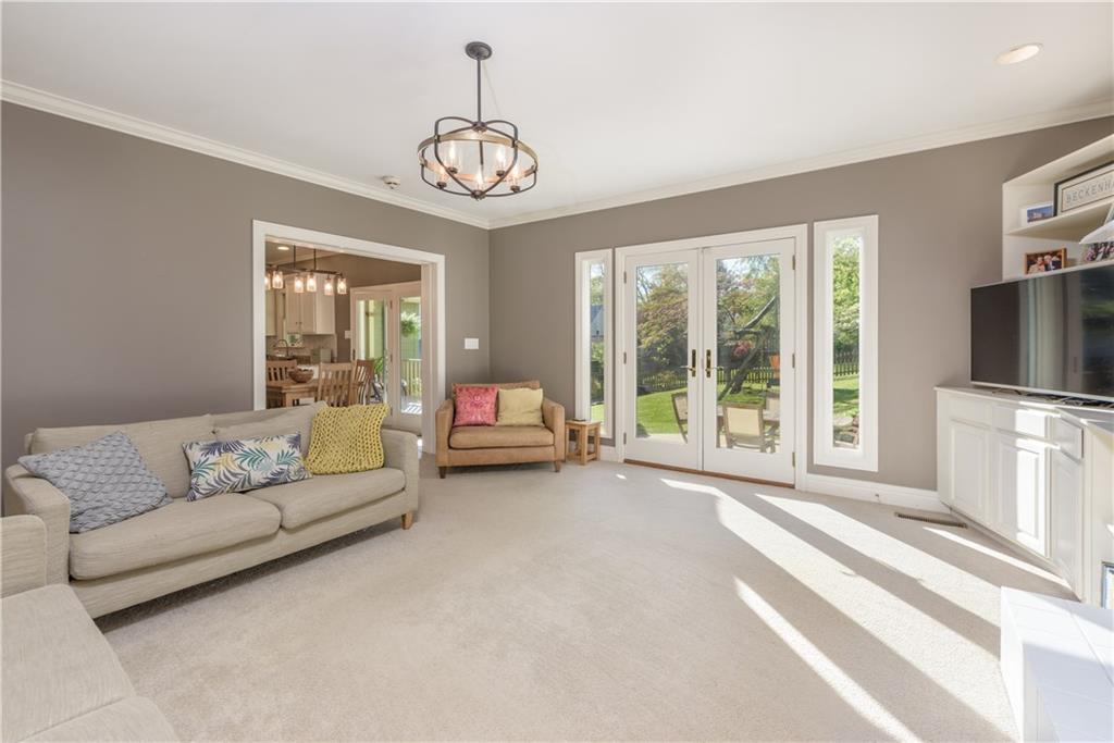 607 Chestnut Road Sewickley, PA 15143 - Photo 9 of 24