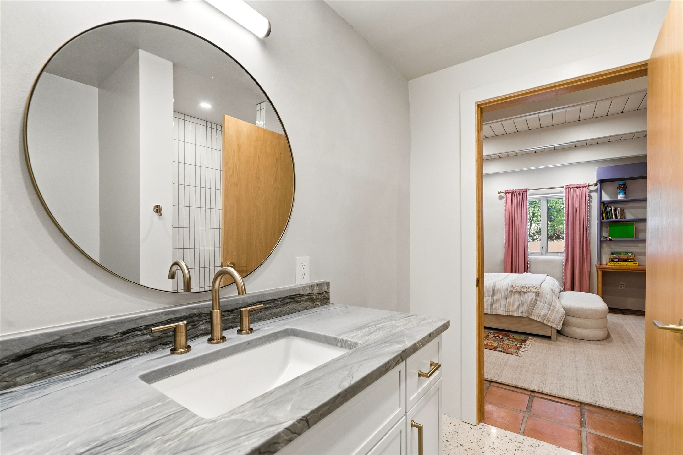 722 Gonzales Road Santa Fe, NM 87501 - Photo 20 of 40