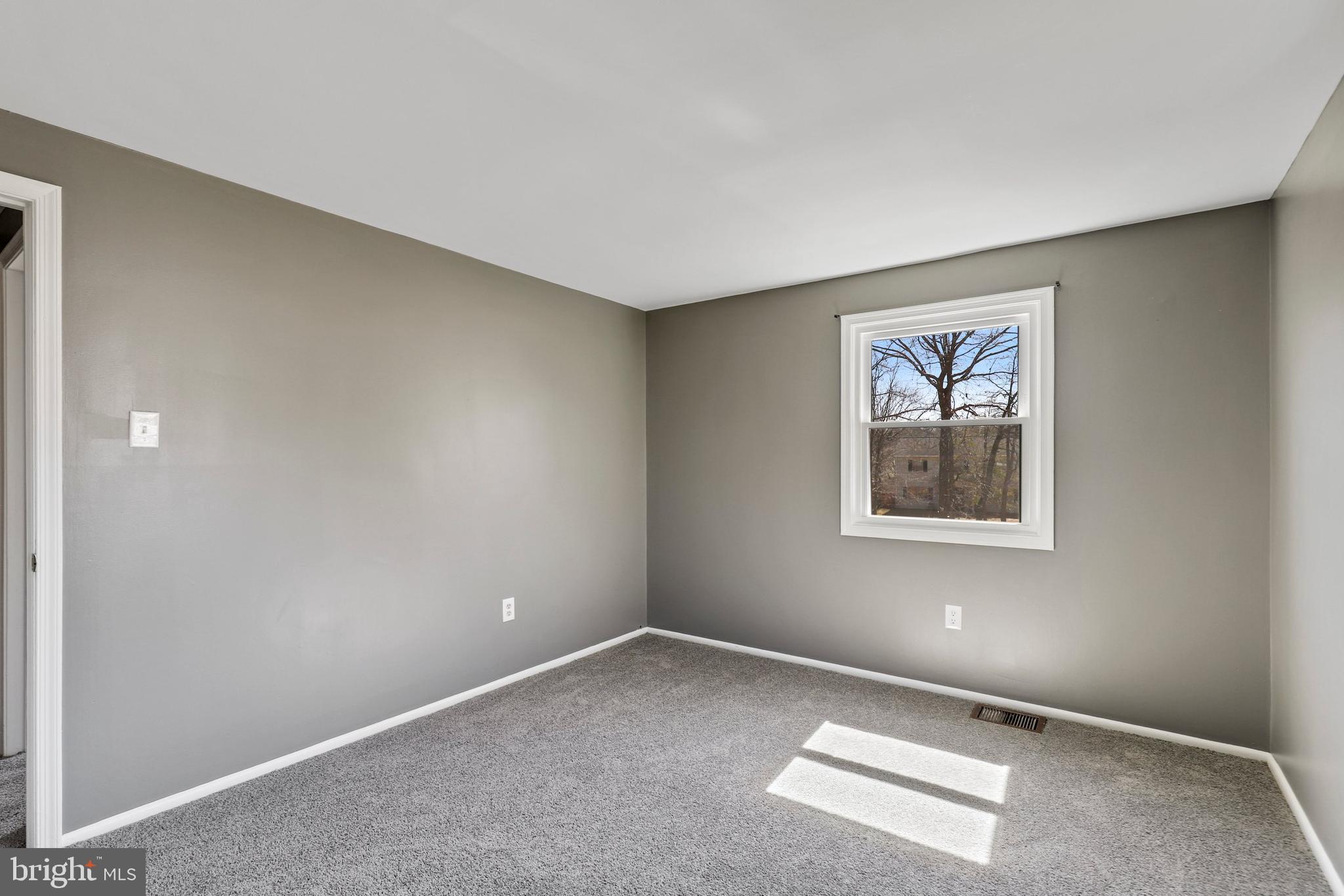 12159 Dove Circle Laurel, MD 20708 - Photo 19 of 37