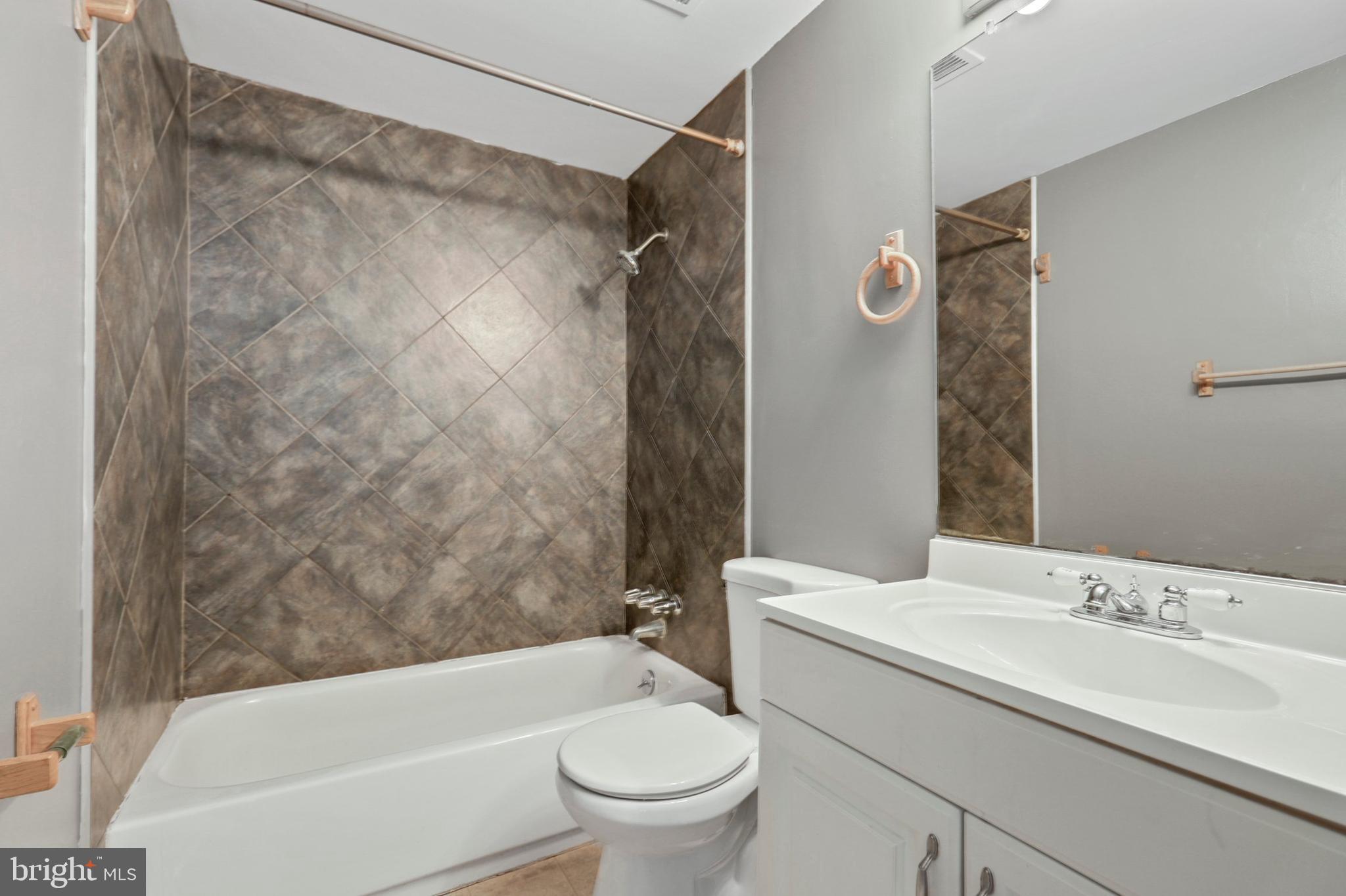 12159 Dove Circle Laurel, MD 20708 - Photo 32 of 37