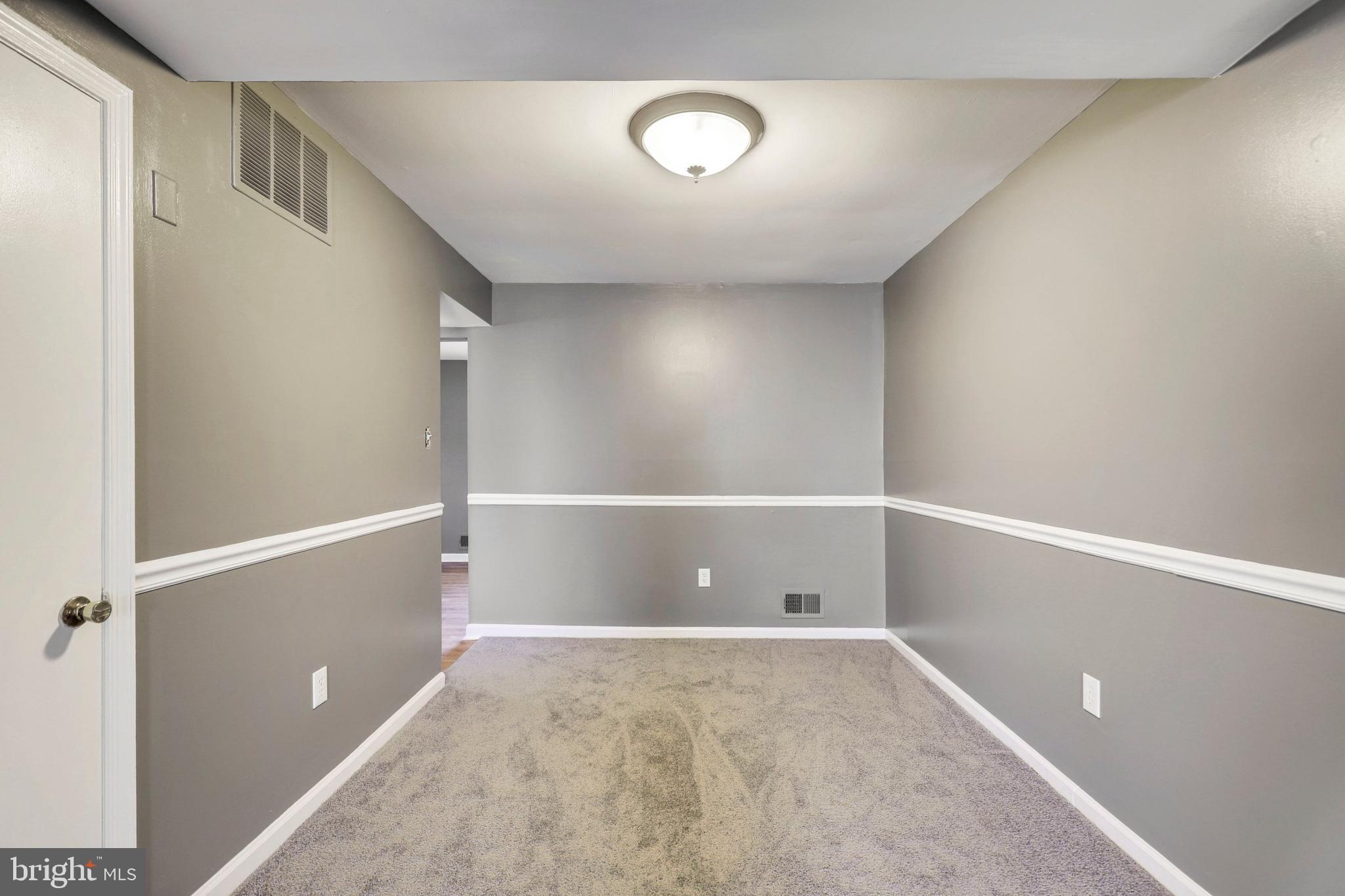 12159 Dove Circle Laurel, MD 20708 - Photo 9 of 37