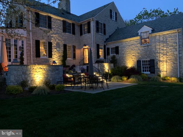 105 Tunbridge Road Baltimore, MD 21212 - Photo 2 of 62 Elegantly lit backyard oasis
