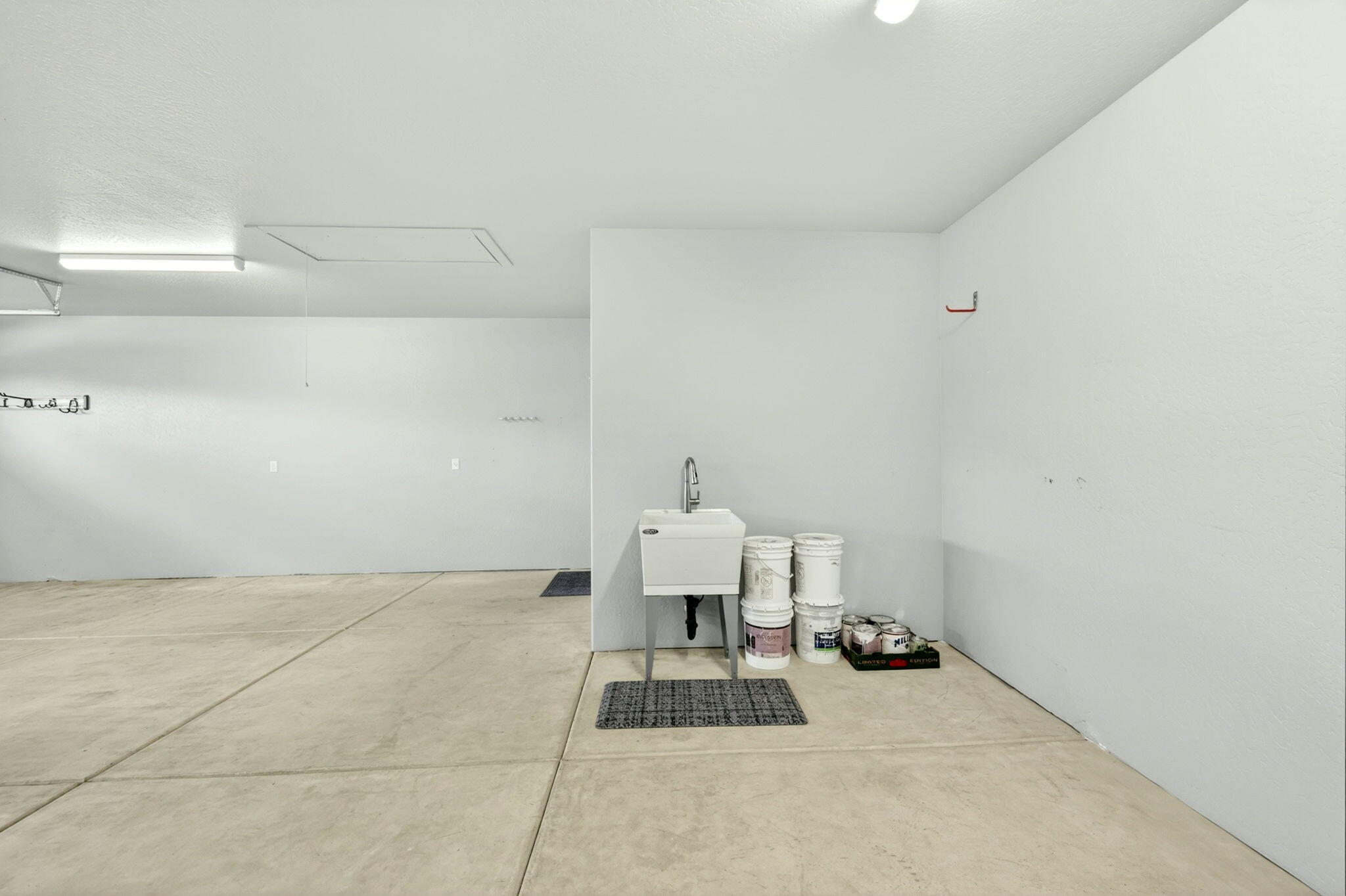 1501 River Run Street Central Point, OR 97502 - Photo 51 of 52 APX_1126