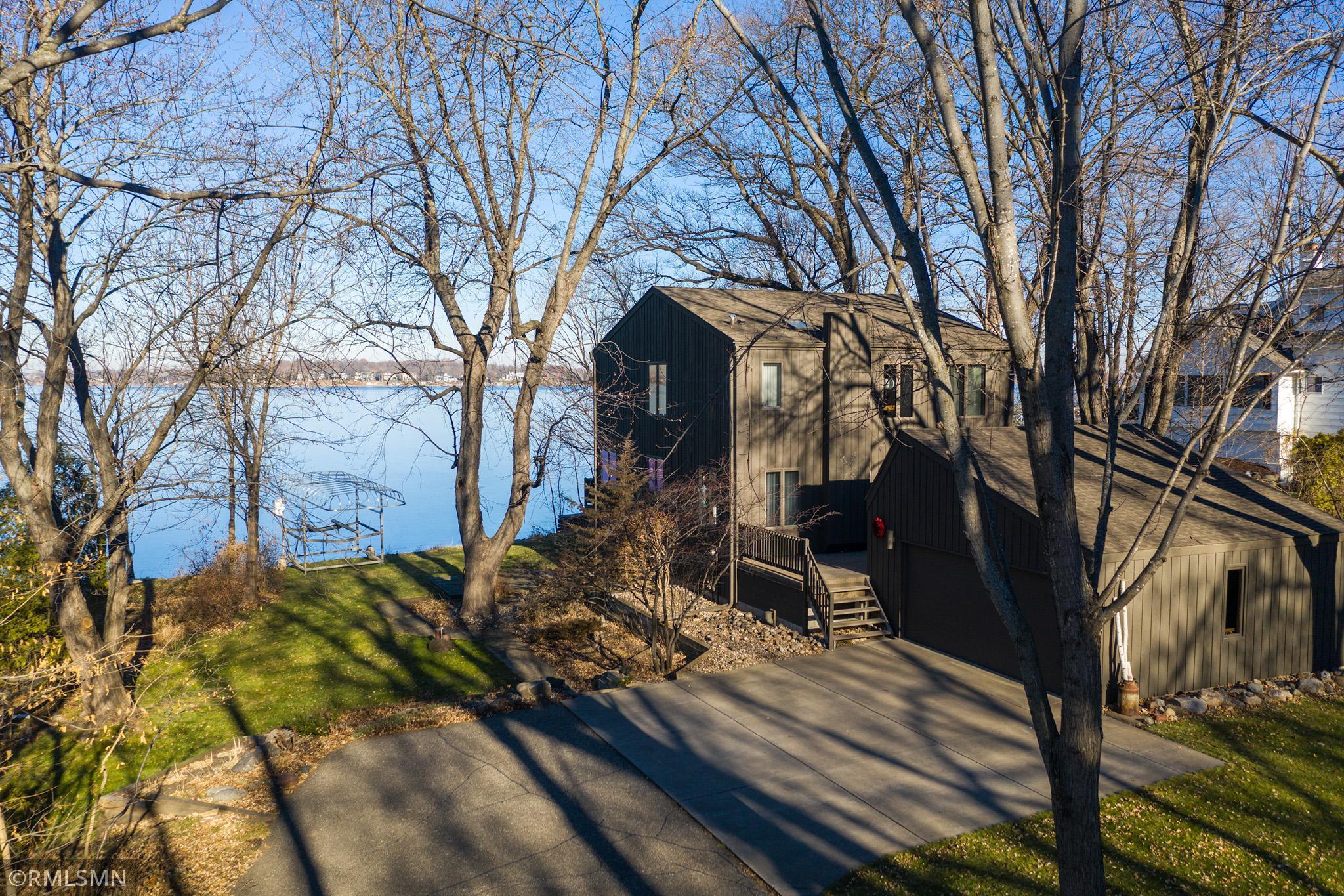 26050 Birch Bluff Road Shorewood, MN 55331 - Photo 32 of 37
