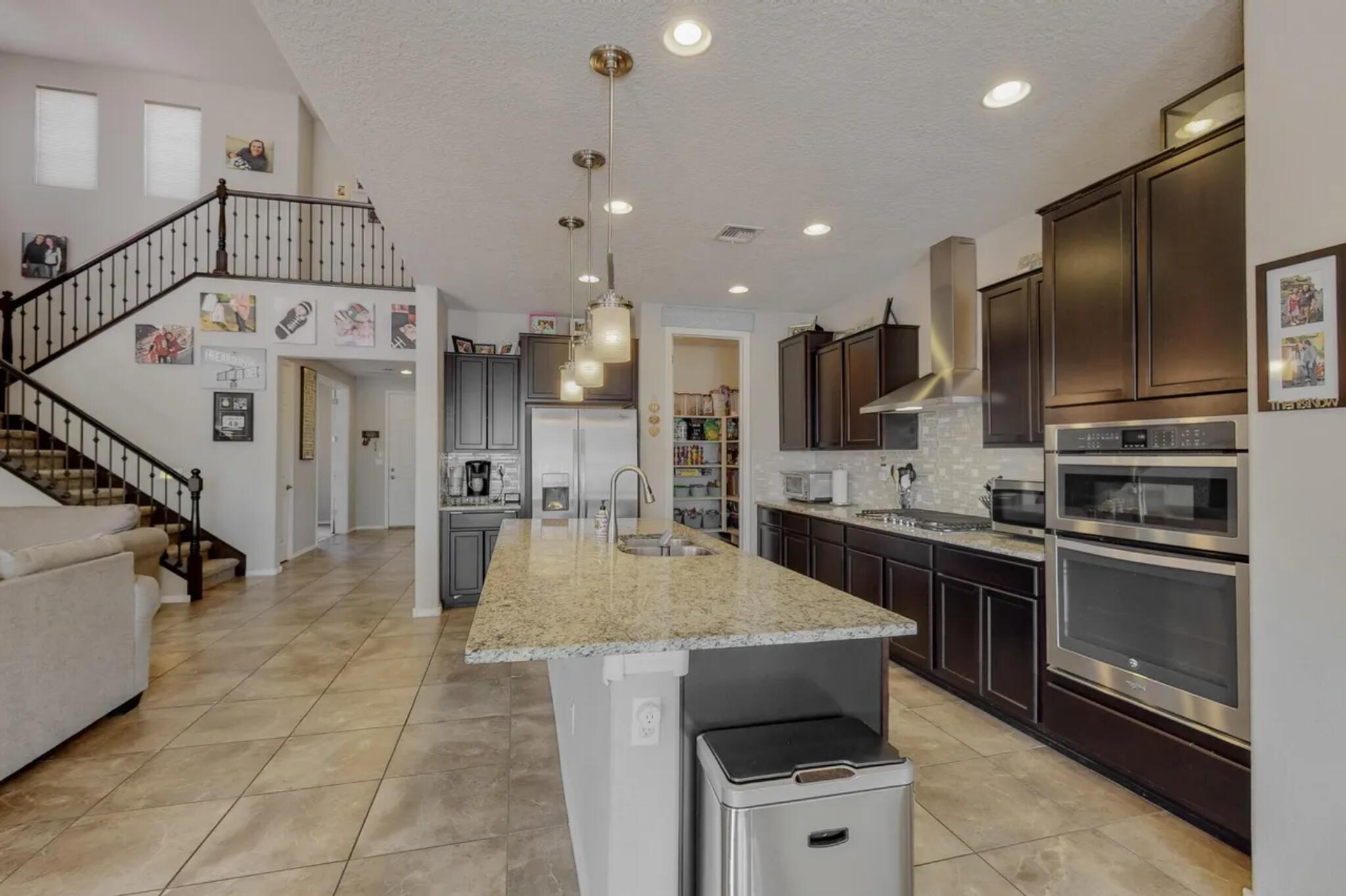 2716 Bayas Road Southeast Rio Rancho, NM 87124 - Photo 5 of 75 Gallery Image 5