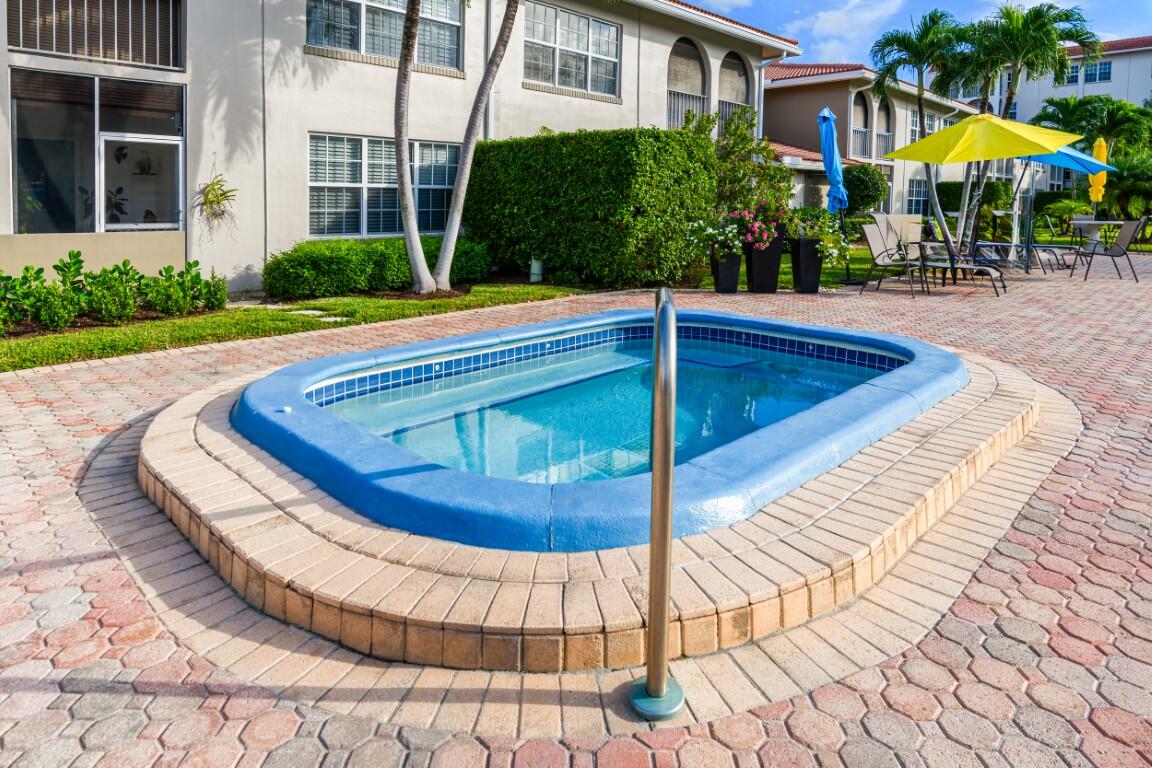 250 Northeast 20th Street, Unit 229 Boca Raton, FL 33431 - Photo 22 of 32 Hot Tub