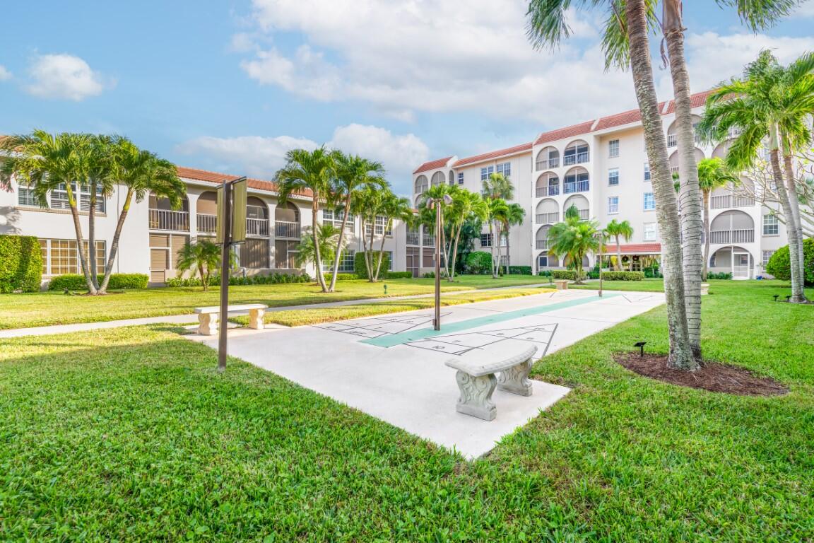 250 Northeast 20th Street, Unit 229 Boca Raton, FL 33431 - Photo 25 of 32 Shuffleboard