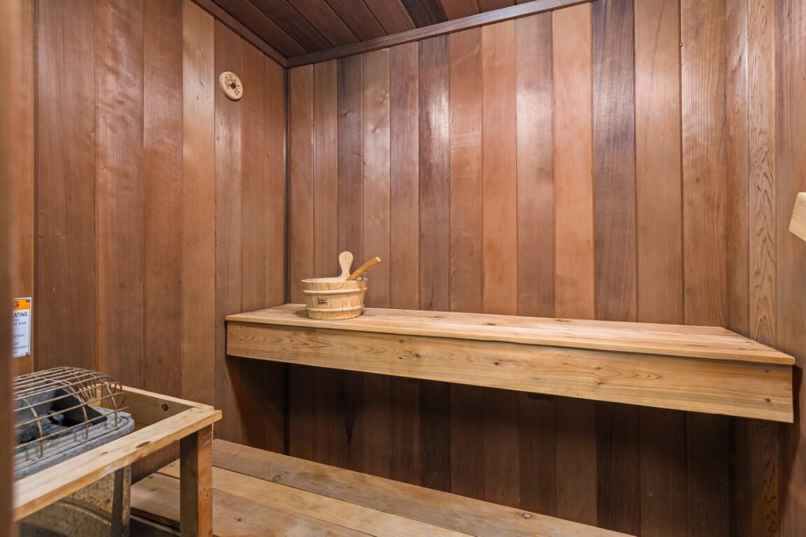 250 Northeast 20th Street, Unit 229 Boca Raton, FL 33431 - Photo 26 of 32 Sauna