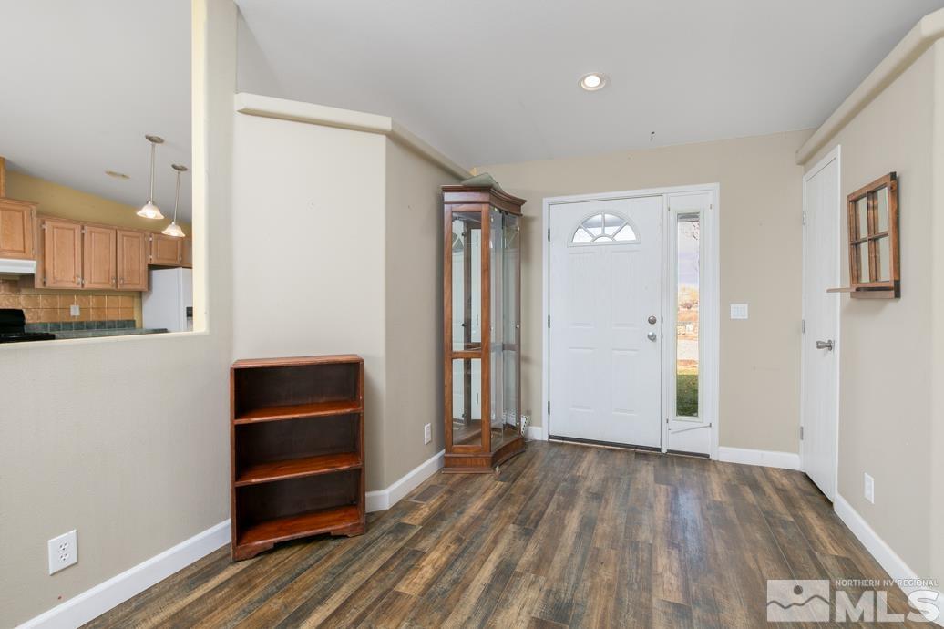 5605 Alcorn Road Fallon, NV 89406 - Photo 6 of 35 a view of kitchen and wooden floor