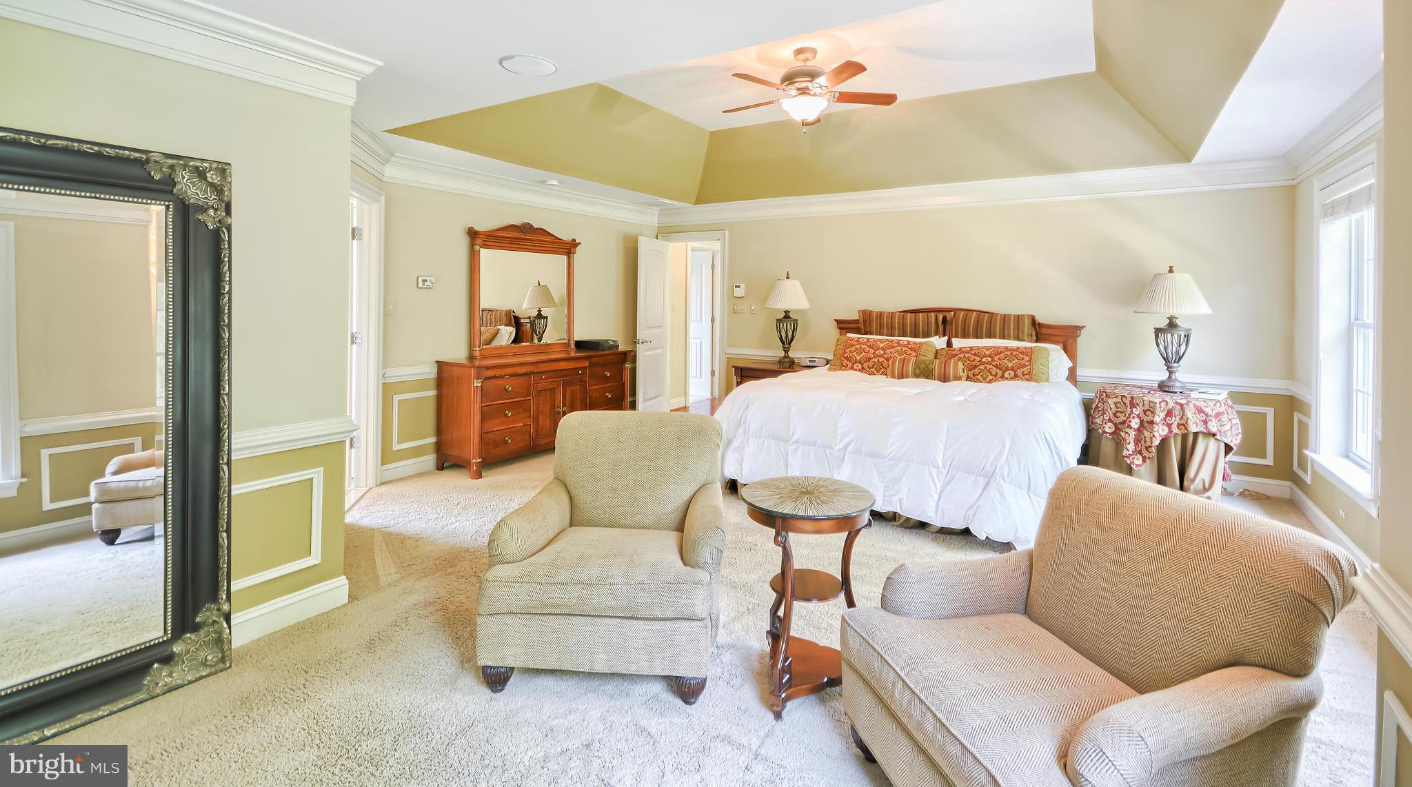 4522 Coxey Brown Road Myersville, MD 21773 - Photo 20 of 30 a living room with furniture and wooden floor