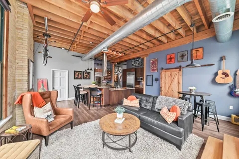 $539,000 | 205 North Water Street, Unit 404, Milwaukee, WI 53202