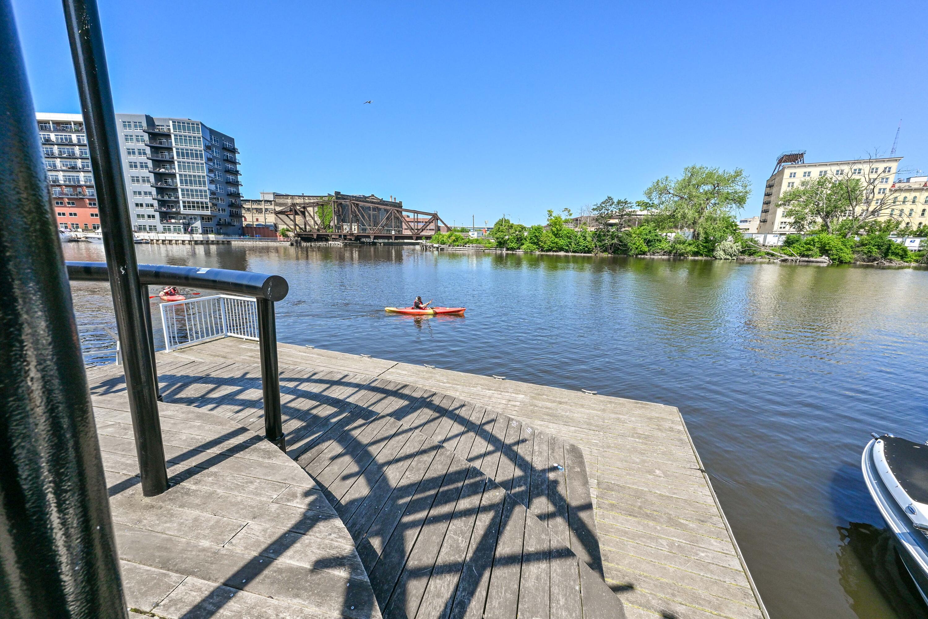 205 North Water Street, Unit 404 Milwaukee, WI 53202 - Photo 35 of 47 River