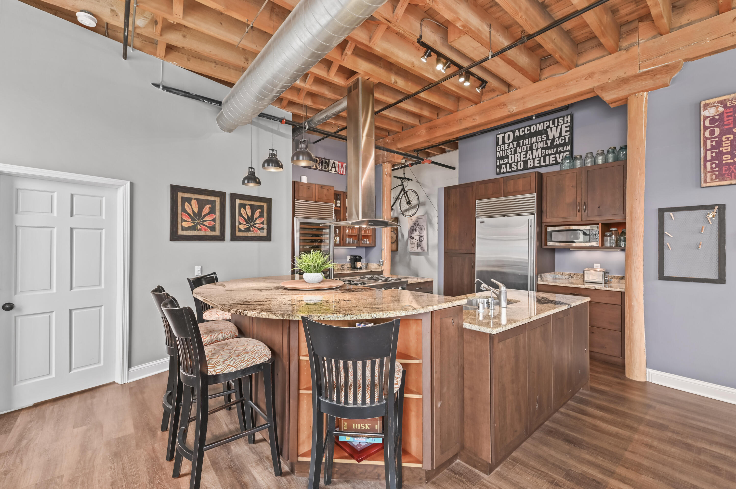 205 North Water Street, Unit 404 Milwaukee, WI 53202 - Photo 8 of 47 Kitchen