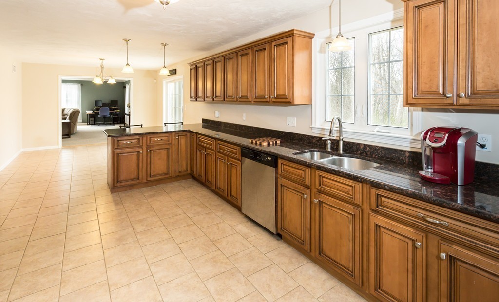 1193 Mendon Road Northbridge, MA 01534 - Photo 11 of 30 Gallery Image 11