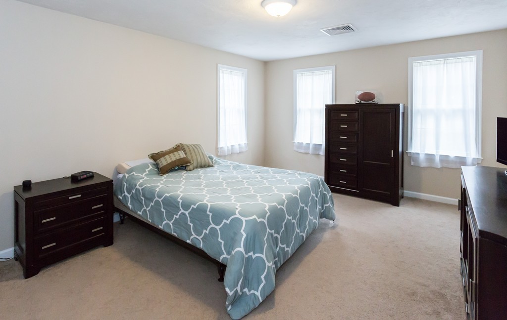 1193 Mendon Road Northbridge, MA 01534 - Photo 25 of 30 Gallery Image 25