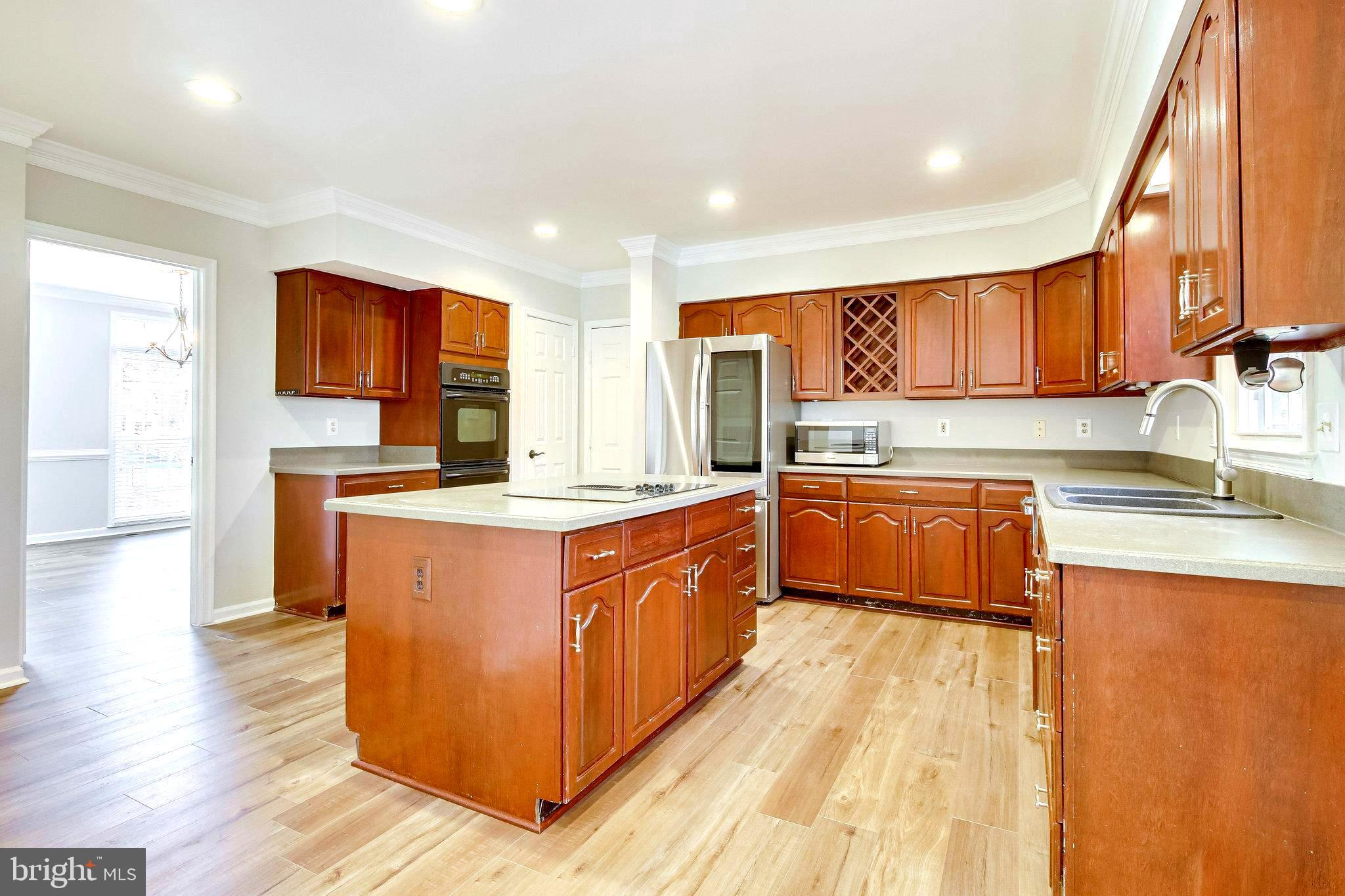 9412 Eagle Trace Fairfax Station, VA 22039 - Photo 17 of 89 Kitchen
